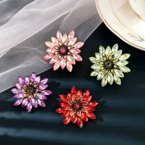 Women’s Alloy Brooches Trendy Accessories Clothing Embellishments Versatile Corsages Elegant Sophisticated Pins