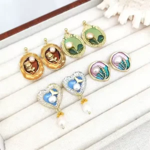 Women’s Bohemian Gold Statement Earrings Heart Shaped Freshwater Pearl Pendant Colorful Enamel Fish Tail Daily Fashion Gift