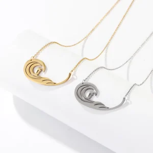 Women’s Elegant Stainless Steel Surfing Pendant Necklace Classic Gold Plated Box Chain Fashionable Accessory