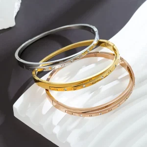 Women’s European American Fashion Cross Iron Roman Numerals Accessories Double-Layer Buckle Bracelet