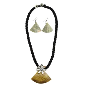 Women’s Jewelry Necklace Earring Set Large Fan Shaped Carved Mother of Pearl Flower Island Jewelry