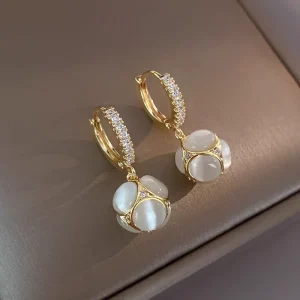 Women’s Korean Fashion Dangle Earrings Elegant Shiny Crystal Vintage Luxury Cat Eye Stone Party Jewelry Gift
