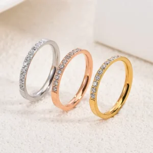 Women’s Luxury Fashion Ring Versatile Korean INS Style Simple Light Classic Design With Zircon Made of Titanium Steel