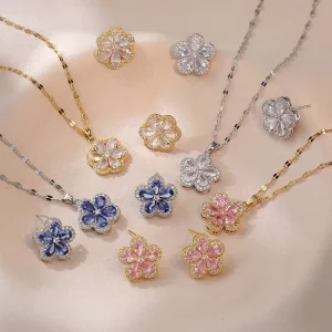 Women’s Necklace Internet Celebrity Love Zircon Flower Niche Trendy Fashion New Design Sense Pendant Elegant Gift Stainless