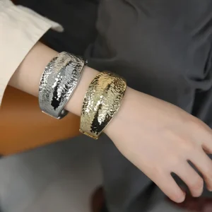 Women’s Party Fashion Gold Plated Aluminum Alloy Geometric Cuff Bangle Bracelet Trendy Minimalist Irregular Pattern