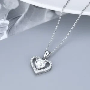 Women’s Zircon Double Hearts Pendant Jewelry Love Necklace Fashionable Crystal S925 Silver Necklace