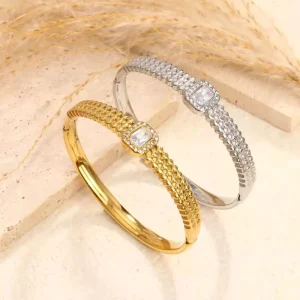 Women’s fashion bracelet Stainless steel star studded with large zircon bracelet