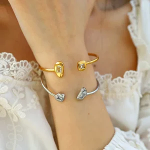 YF8202 Fashion Bracelets Bangles Tarnish Free 18K PVD Gold Plated Waterproof Stainless Steel Zircon Open Cuff Bangle for Women