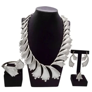 Yulaili Hot Trendy African Style 18k Alloy Jewelry Sets Fashion Silver Color Big Leaf Shape Necklace Bracelet Set Woman Gifts