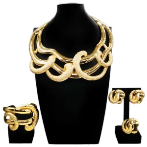 Zhuerrui Beautiful Brass Jewelry Sets Bridal Wedding Necklace Jewelry Set Latest Woman Costume Pendant H00749