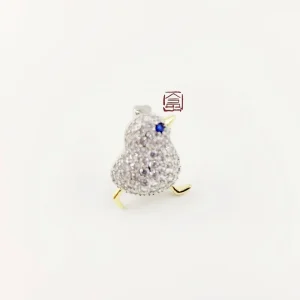 Zircon Chick Brooch Fashion Accessory Unique Design